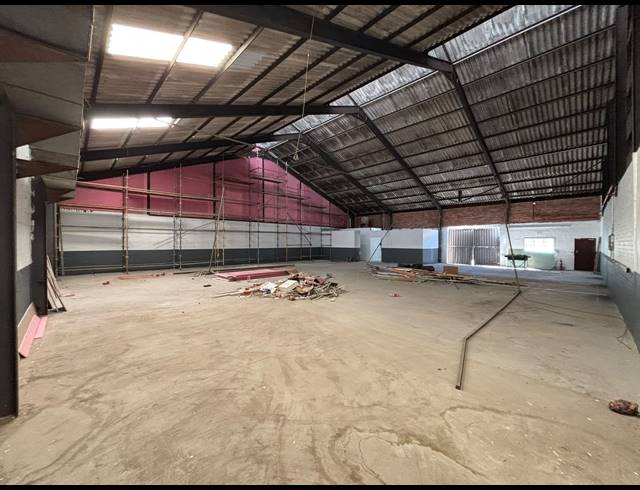 428M² WAREHOUSE TO LET IN EPPING INDUSTRIAL
